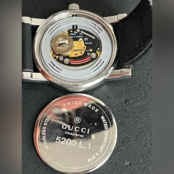 GUCCI 5200L.1 Classic Stainless Steel black Dial Women's Watch